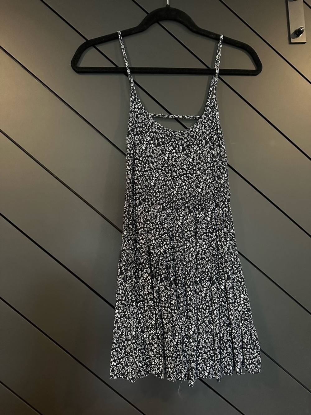 H&M Blue and White Floral Mini Dress